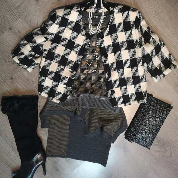 Y2K Vintage BLACK Knee-high Suede Shearling leather Boots  - TheStyleMinr.com - Picture 5 of 16